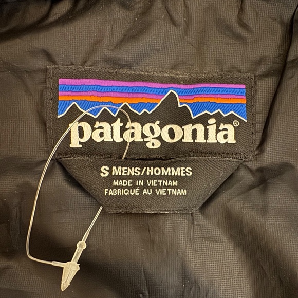 FLAWLESS NWOT Patagonia Nano Puff Vest Black STY84242 Men’s Small - Picture 5 of 5